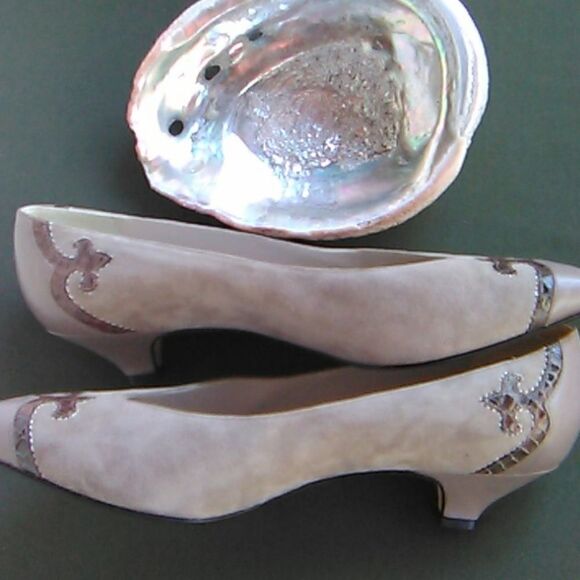 🎆🎊🎉 Host Pick 🎊🎉🎆NWOT Via Spiga Low Heels - Picture 2 of 11